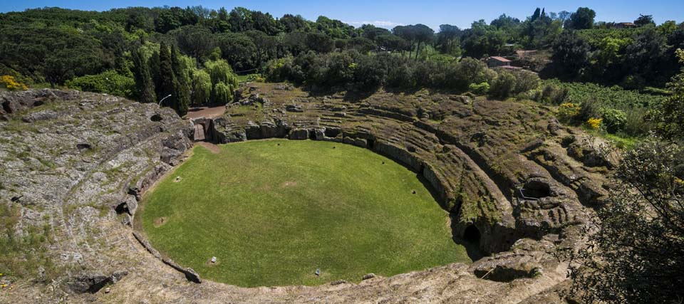 Sutri archeological site, Rome @ V. Stefanini 2013